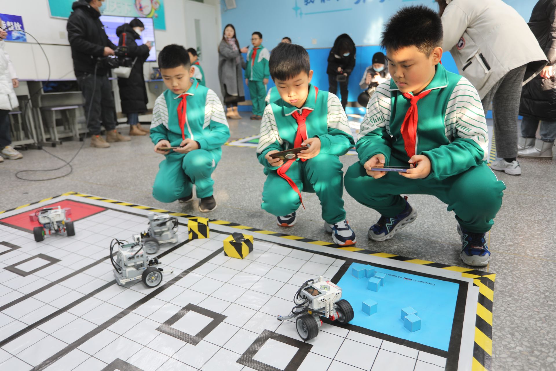 2025年二季度末我国银行业金融机构本外币资产总额467.3万亿元 同比增长7.9%