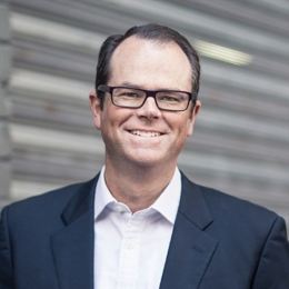 著名作家走进贵港采风创作