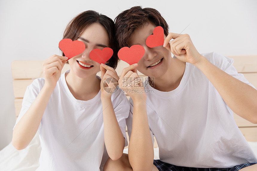 A股盘前播报 | 七部门发布金融支持新型工业化倡议 特朗普计划对进口药品征收关税