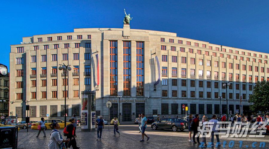 工行庐江支行暖心服务送上门 真情关怀零距离