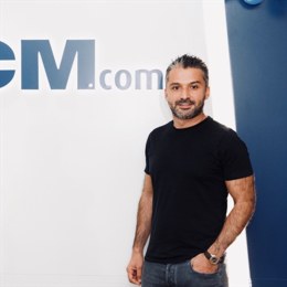 再破纪录！深港陆路口岸出入境旅客达102.71万人次